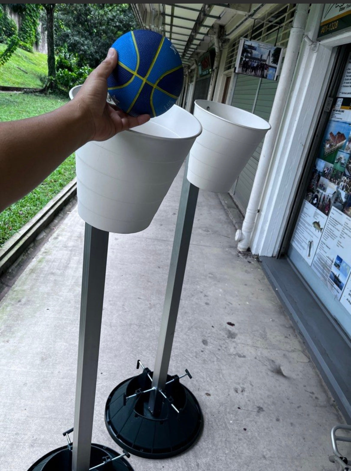 Carousel Sale: Captain Ball Game Poled Nets (1set 2nos with a ball)