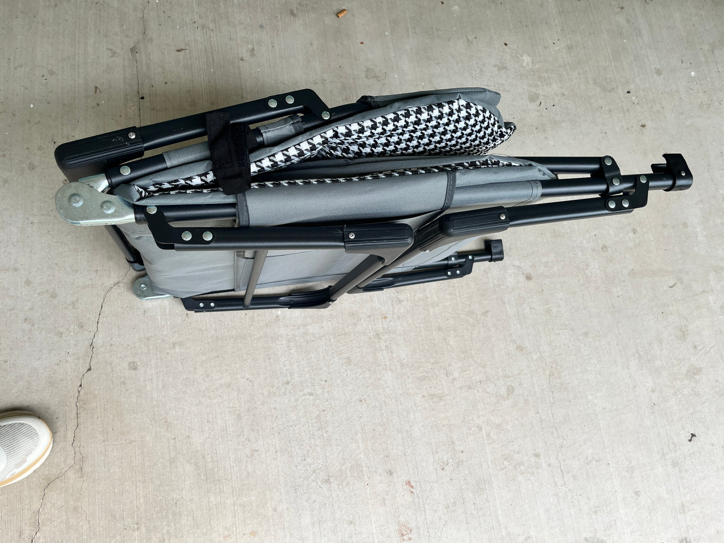 Carousel Sale: Folding Bed (Showroom Sample)